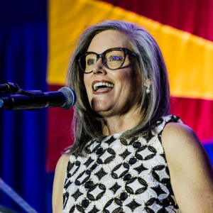 Arizona governor announces ‘first-of-its-kind’ AI insurance review for state Medicaid program